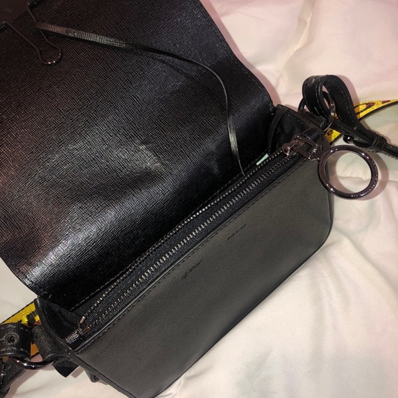 Off White Mini binder clip crossbody - Picture 5 of 7